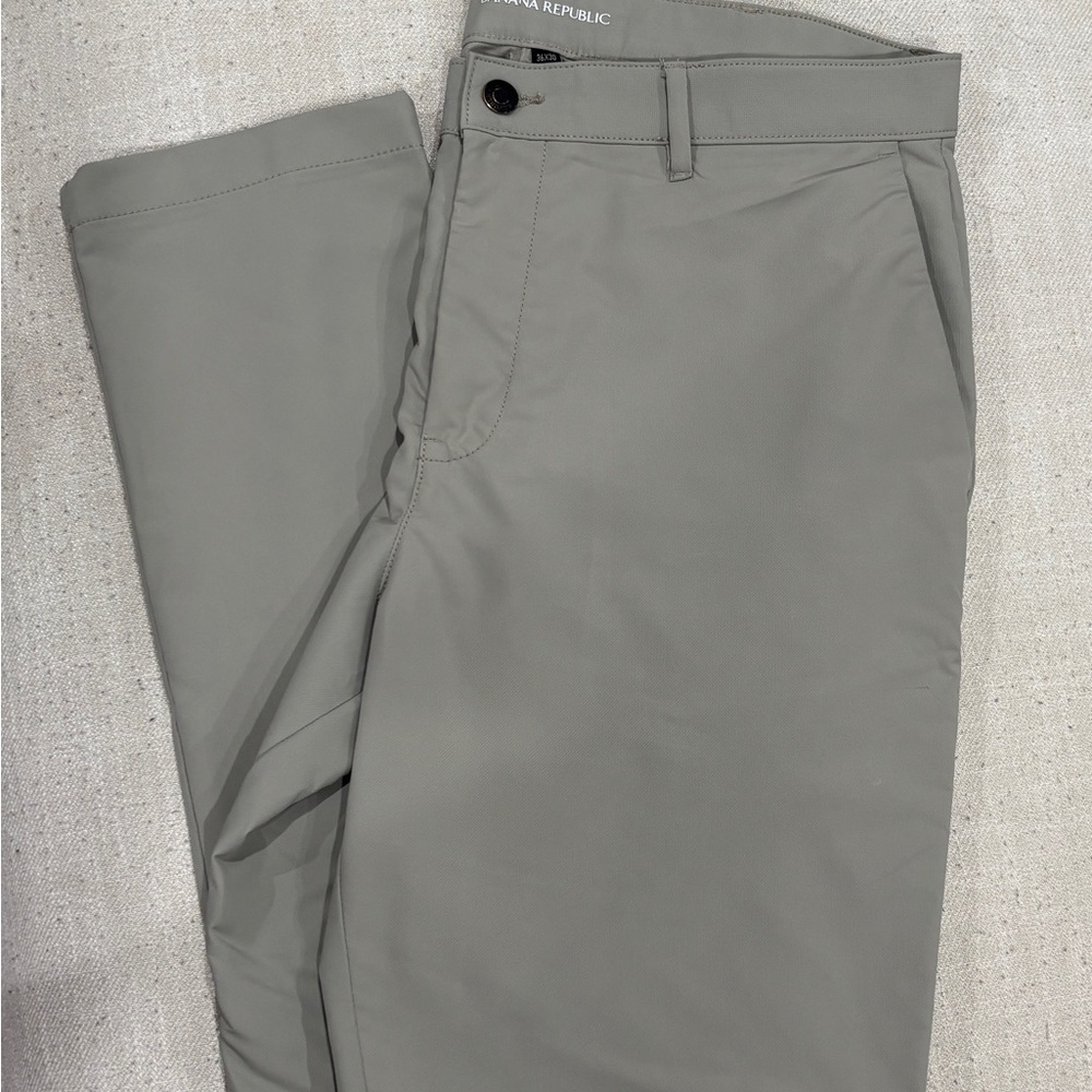 Banana Republic Men's Light Gray Chinos